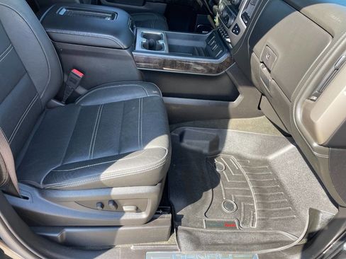 Used 2016 GMC Sierra 3500 Denali w/ Duramax Plus Package image 34