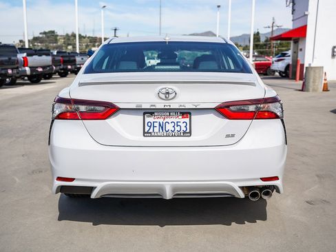 Certified 2023 Toyota Camry SE w/ Convenience Package image 10
