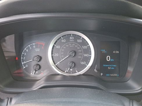 Used 2020 Toyota Corolla LE FWD image 14