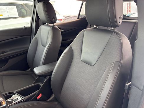 Used 2025 Buick Encore GX Preferred FWD image 36