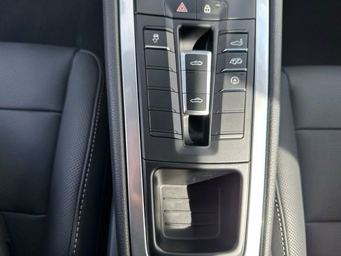 Used 2025 Porsche 718 Boxster image 26