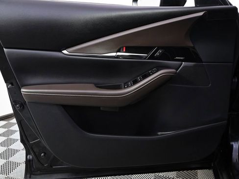 Used 2024 MAZDA CX-30 AWD 2.5 S w/ Premium Package image 22