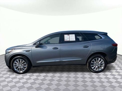 Used 2020 Buick Enclave Essence w/ Sound and Sites Package FWD image 6