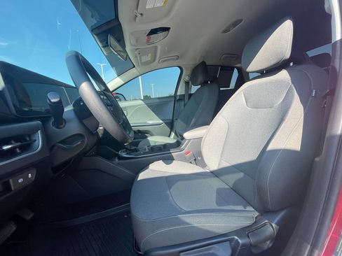 Certified 2025 Kia K4 FWD image 19