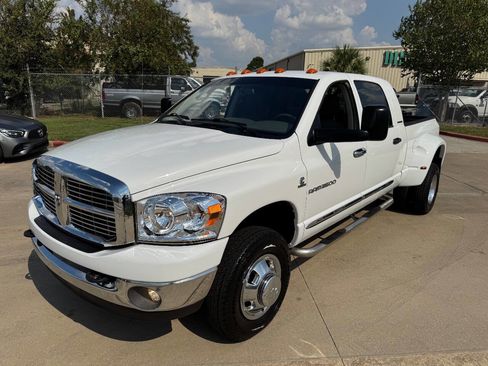 Used 2006 Dodge Ram 3500 Truck SLT w/ Light Group image 51
