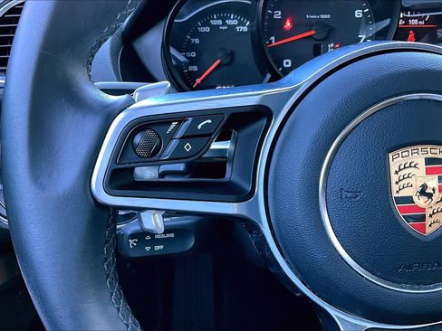 Used 2020 Porsche 718 Boxster RWD image 20