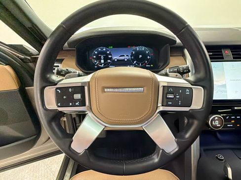 Used 2023 Land Rover Discovery HSE R-Dynamic AWD/4WD image 12