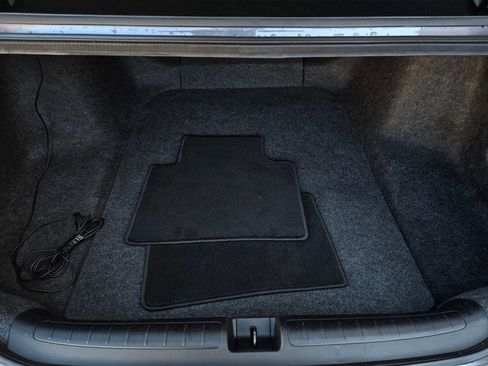 Used 2018 Honda Accord EX-L image 26