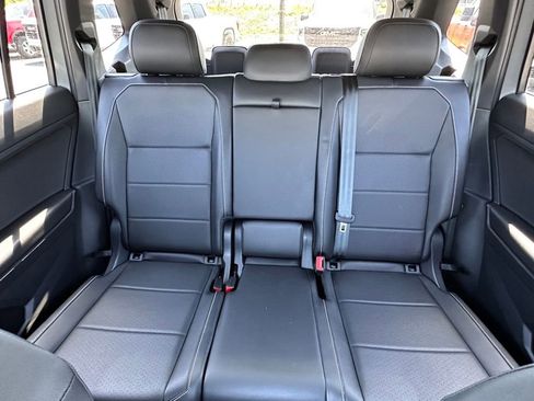 Used 2021 Volkswagen Tiguan SE R-Line AWD/4WD image 26