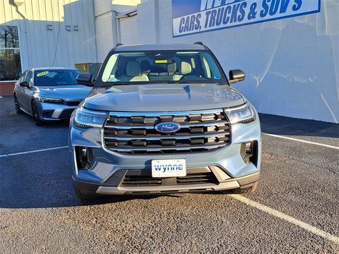 New 2026 Ford Explorer Active w/ Active Comfort Package image 2