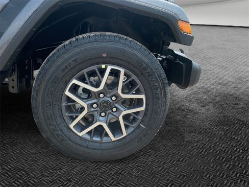 New 2025 Jeep Wrangler Sahara image 10