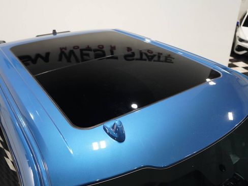 Used 2019 Ford F150 Raptor w/ Equipment Group 802A Luxury image 18