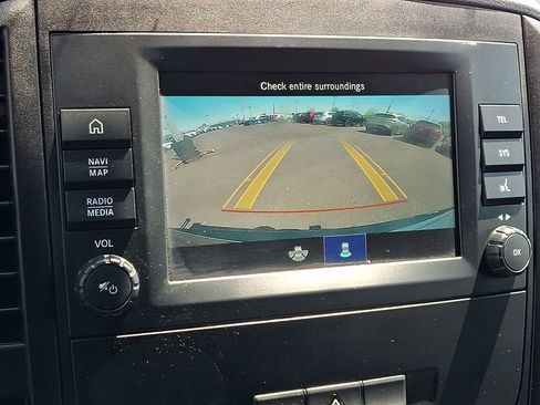 Used 2023 Mercedes-Benz Metris image 20