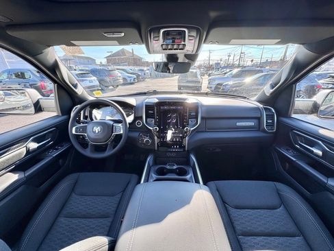 New 2026 RAM 1500 4x4 Crew Cab image 24