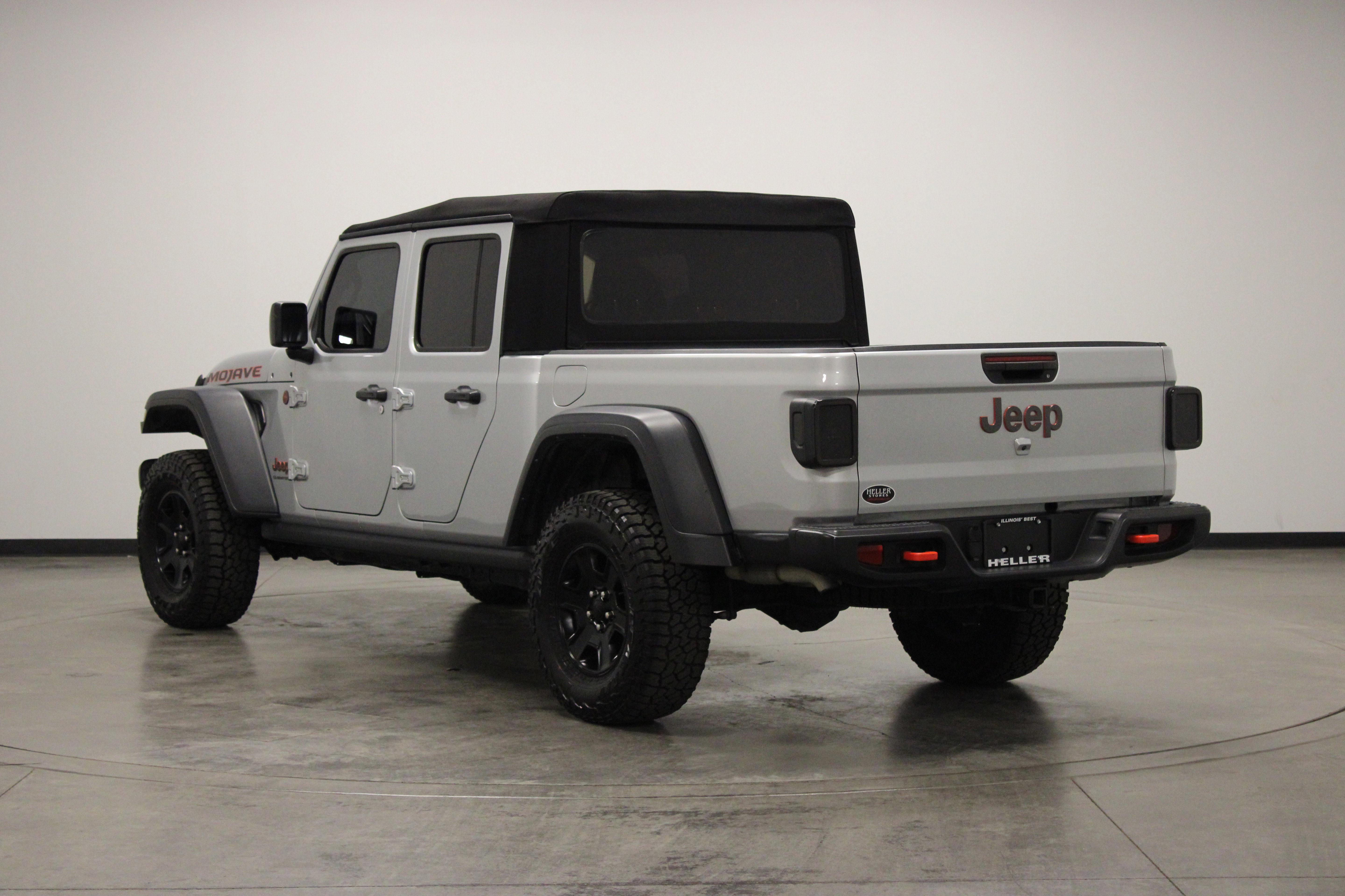 Used 2023 Jeep Gladiator Mojave w/ Trailer Tow Package AWD/4WD image 6