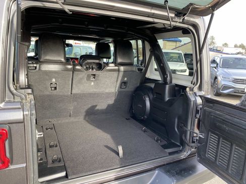 Used 2021 Jeep Wrangler Unlimited Rubicon w/ Steel Bumper Group image 5