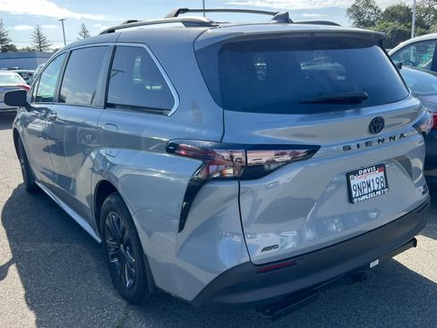 Certified 2024 Toyota Sienna XLE Woodland Edition AWD/4WD image 6