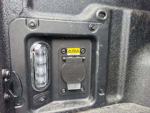 Used 2025 Ford Maverick XLT w/ Equipment Group 301A image 14