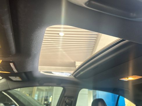 Used 2021 Toyota Corolla XSE image 24