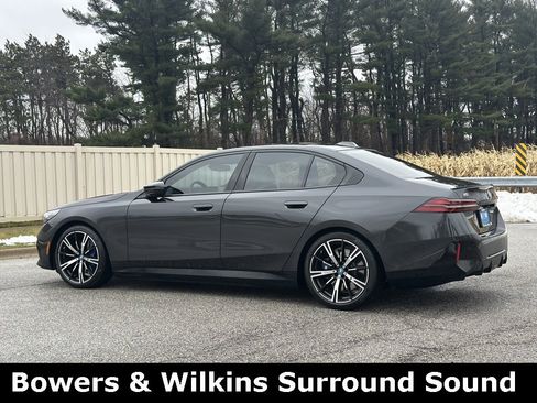 Certified 2024 BMW i5 M60 w/ Premium Package image 5