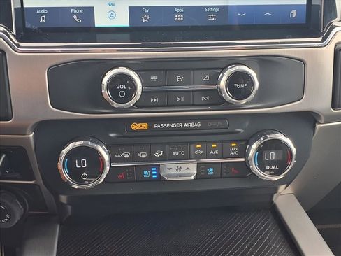 Used 2022 Ford F250 Platinum image 23