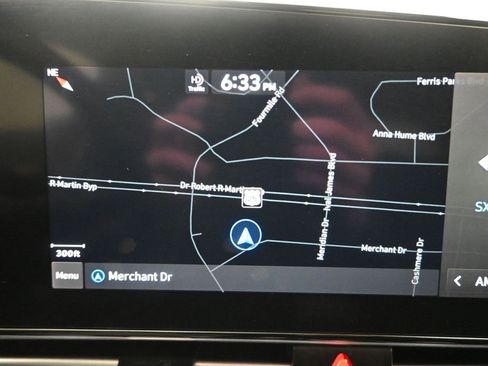 Used 2022 Hyundai Elantra Limited image 12