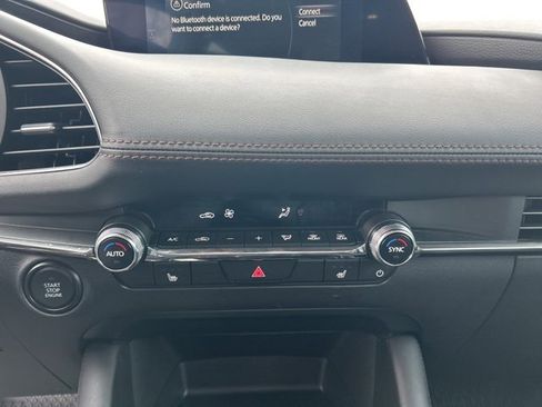 Used 2025 MAZDA MAZDA3 s image 18