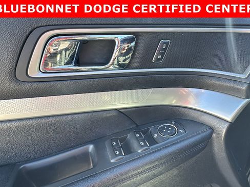 Used 2017 Ford Explorer XLT w/ Equipment Group 201A image 12
