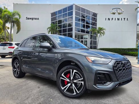 Used 2025 Audi Q5 2.0T Premium Plus w/ Premium Plus Package AWD/4WD image 1