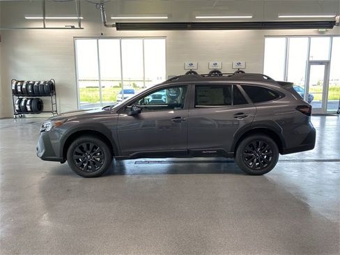 Used 2024 Subaru Outback Onyx Edition image 2