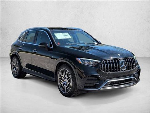 New 2026 Mercedes-Benz GLC 43 AMG 4MATIC image 7