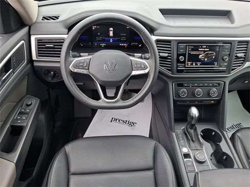 Used 2023 Volkswagen Atlas SE image 13
