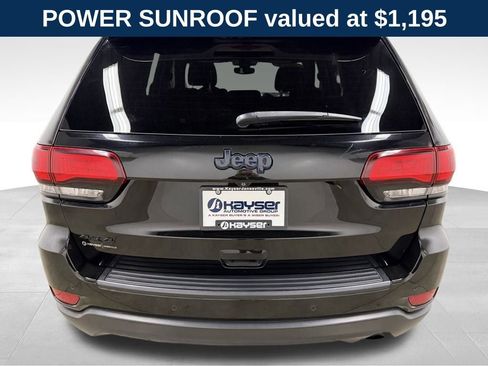 Used 2018 Jeep Grand Cherokee Laredo image 5