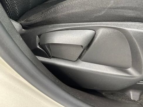 Used 2015 Chevrolet Equinox LT w/ Driver Convenience Package AWD/4WD image 24