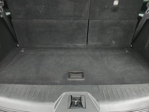 Used 2022 Nissan Armada SV AWD/4WD image 33
