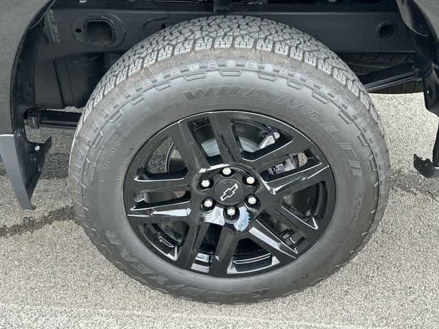 Used 2026 Chevrolet Silverado 1500 RST w/ RST Select Package AWD/4WD image 5