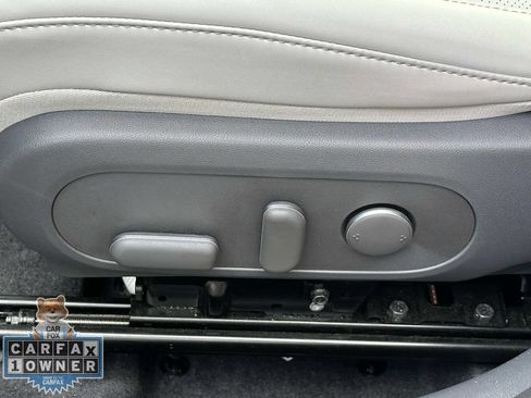 Used 2025 Hyundai Kona Limited AWD/4WD image 20