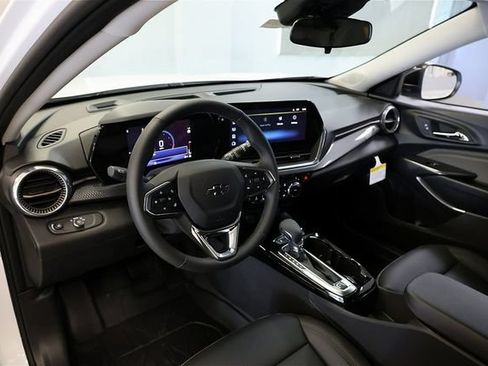 New 2026 Chevrolet Trax ACTIV w/ Driver Confidence Package FWD image 15
