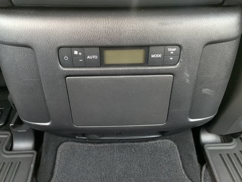 Used 2023 Nissan Armada SL w/ Captain's Chairs Package RWD image 28