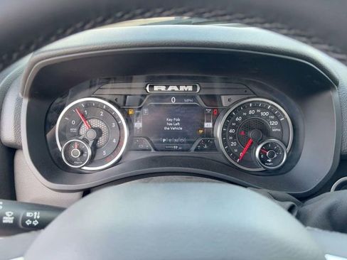 New 2025 RAM 3500 Tradesman AWD/4WD image 18