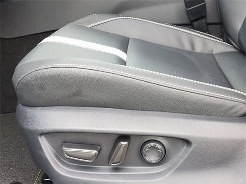 New 2026 Toyota Camry Hybrid image 18