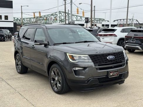 Used 2018 Ford Explorer Sport w/ Equipment Group 401A image 7
