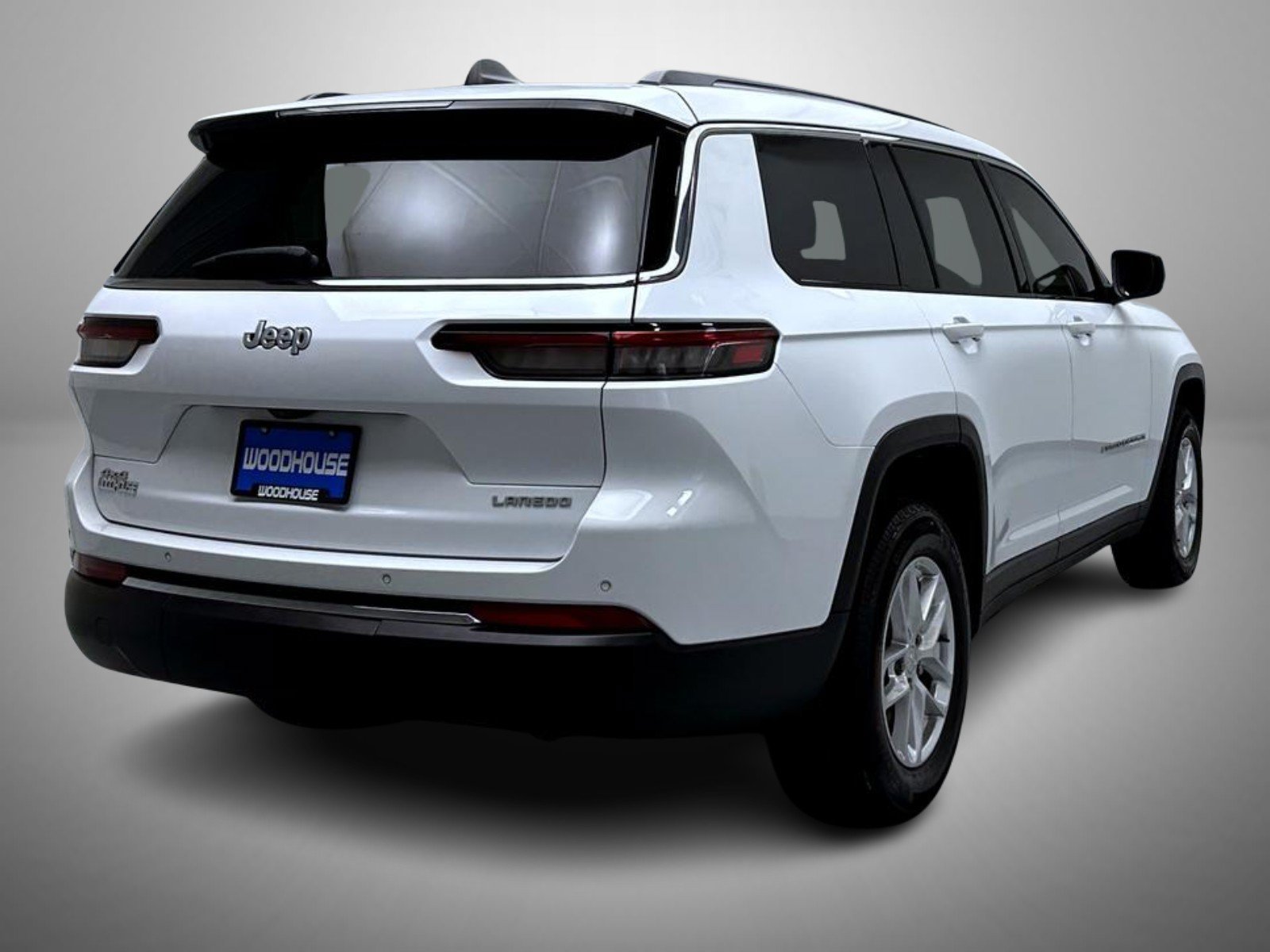 Used 2025 Jeep Grand Cherokee L Laredo w/ Luxury Tech Group I AWD/4WD image 5