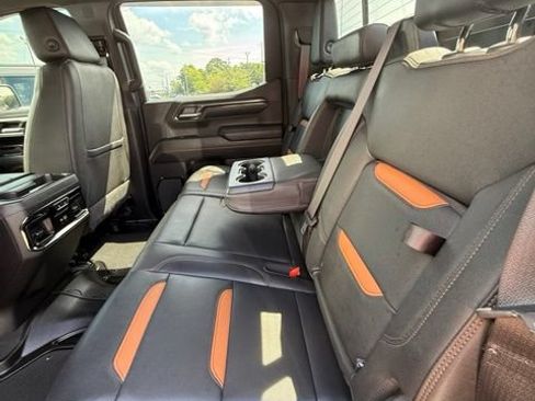Used 2022 GMC Sierra 1500 AT4 w/ AT4 Preferred Package AWD/4WD image 27