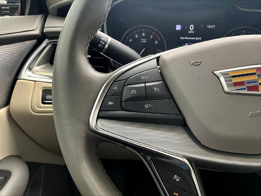 Used 2023 Cadillac XT5 Premium Luxury w/ Technology Package FWD image 13