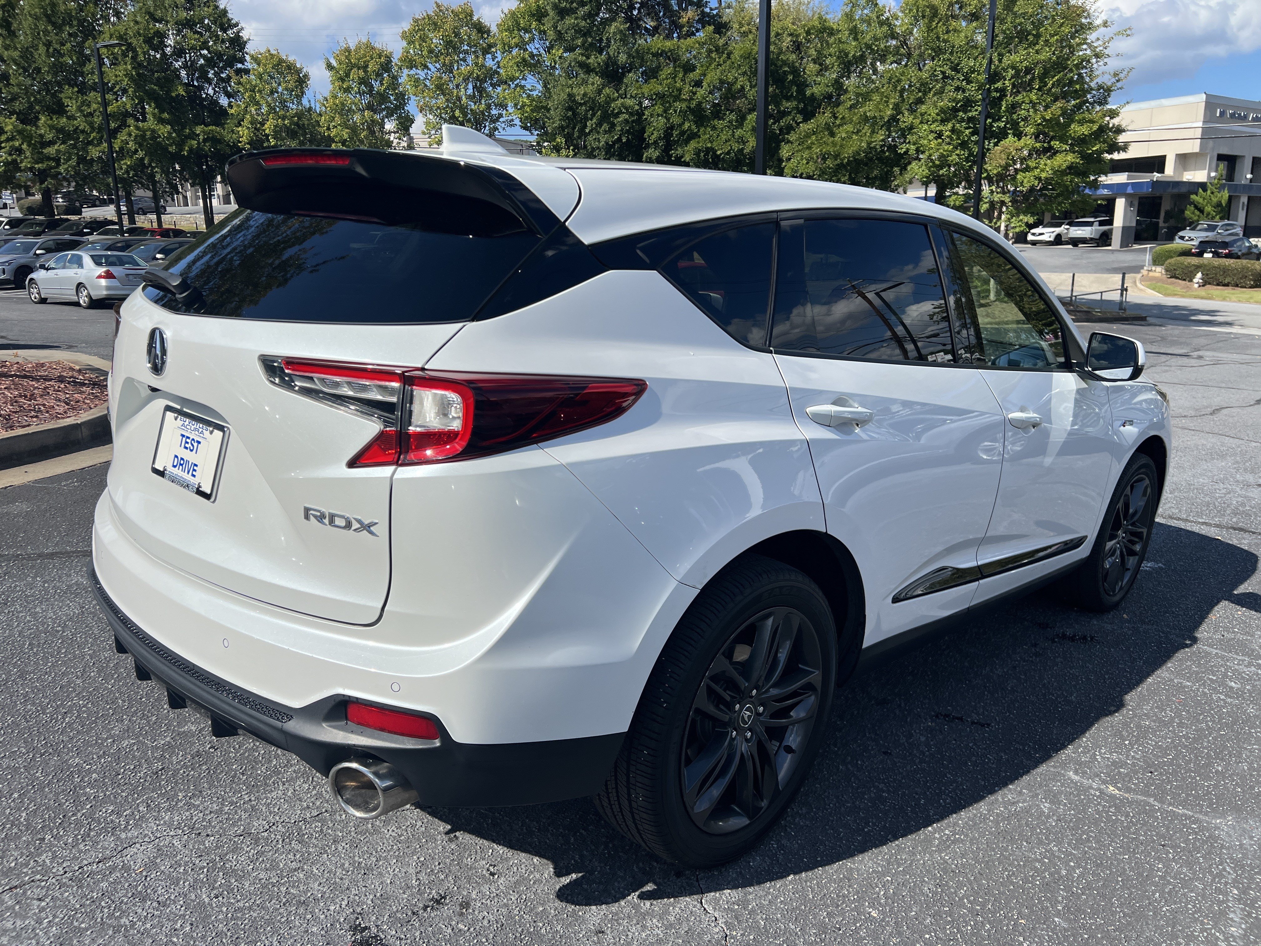 Used 2023 Acura RDX w/ Advance Package FWD image 5