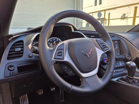 Used 2014 Chevrolet Corvette Stingray Coupe image 31