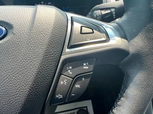 Used 2022 Ford Edge SEL w/ Convenience Package AWD/4WD image 14