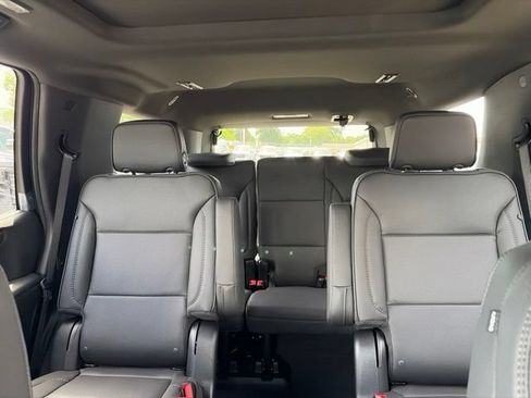 New 2026 GMC Yukon Denali w/ Sun & Power Step Package AWD/4WD image 29