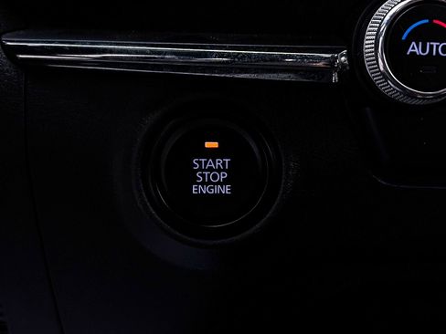 Certified 2022 MAZDA MAZDA3 s FWD image 25
